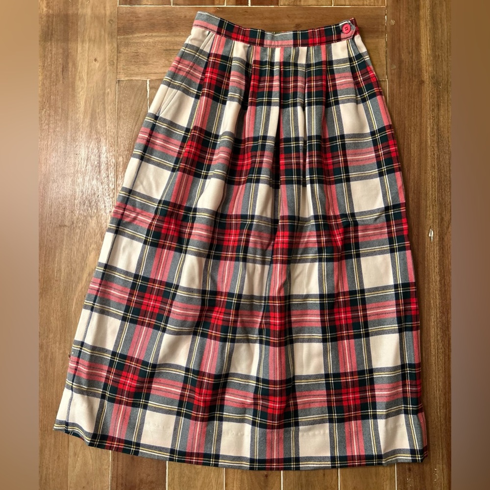 Vintage wool plaid Christmas‎ midi skirt. Charter club.